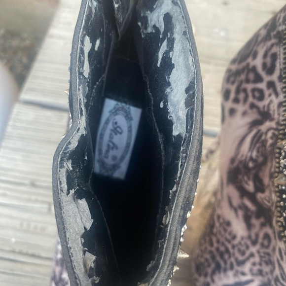 Italina Dolls Kill Tiger Print with Jewels platform boots SZ 8.5 - Picture 7 of 10